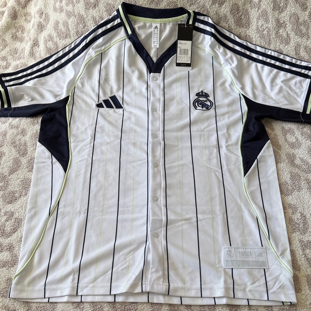 Real Madrid Baseball White and Navy Striped Button-Up Jersey size XL